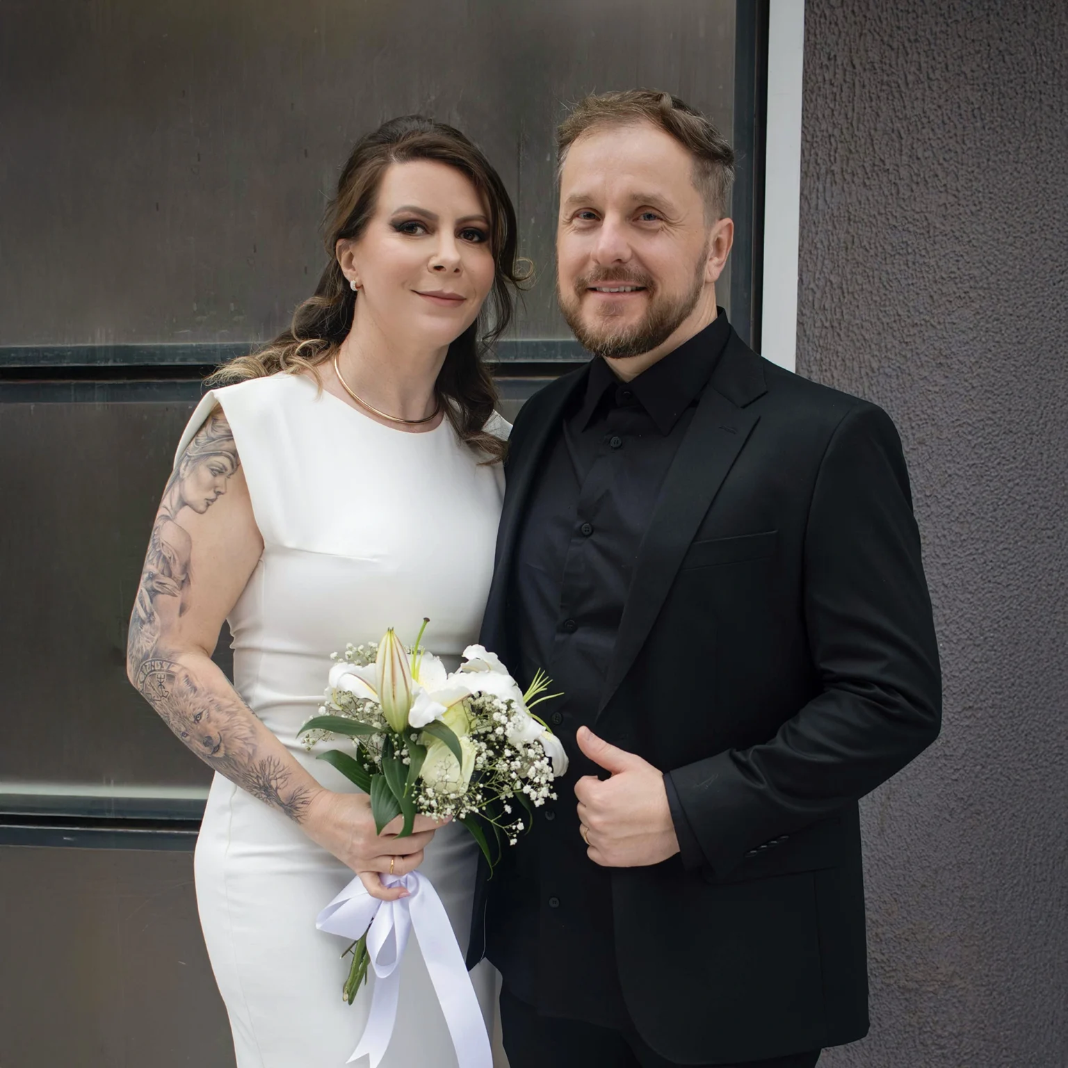 Fotografos de casamento em Curitiba registrando cerimônia em Santa Felicidade.