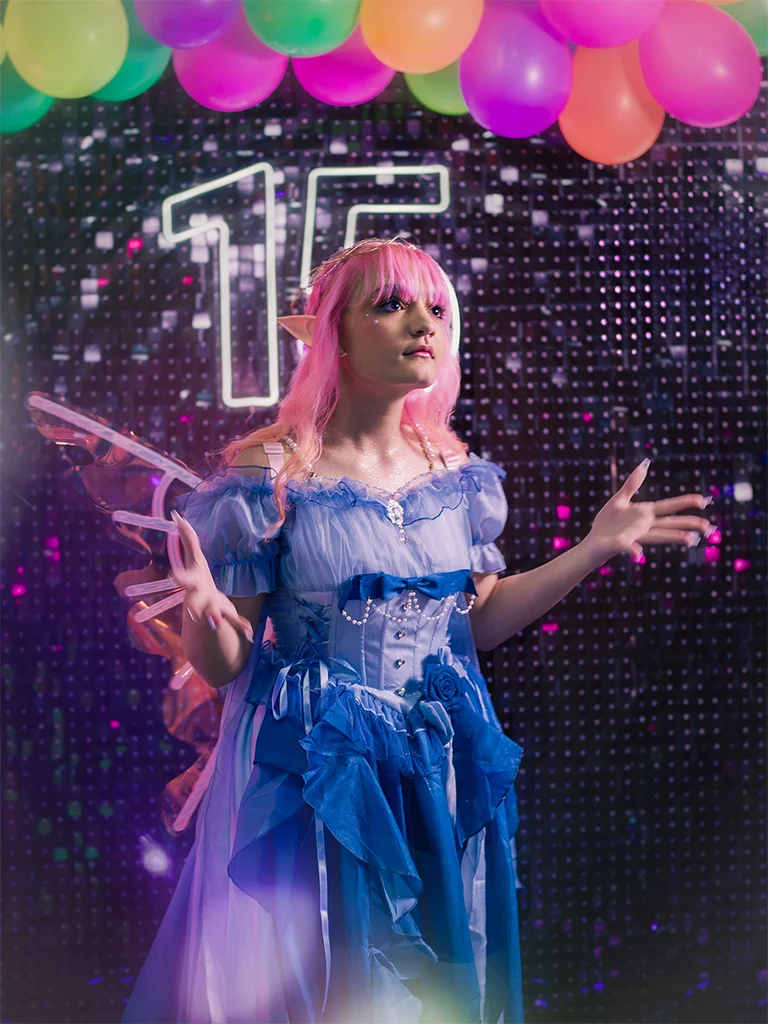 Festa de 15 anos registrada por estúdio fotográfico profissional de Curitiba.